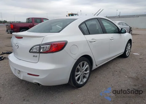 2011 Mazda Mazda3 S Sport z USA, uszkodzony, nr VIN JM1BL1U55B1404324